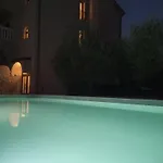 Tonivale - Heated Pool, Padel & Meeting Skrbčići