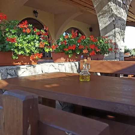 Tonivale Bed & Breakfast