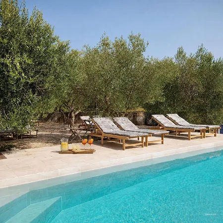 Tonivale - Heated Pool, Padel & Meeting Bed & Breakfast Skrbcici